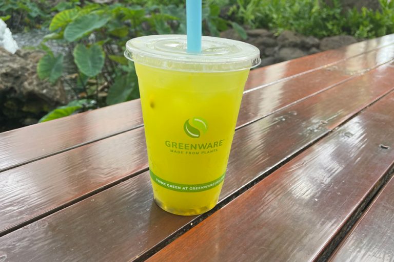 ローカル産のフレッシュなサトウキビで作るジューススタンド「ハワイアン・ケーン・ジュース」がオープン！」 ハワイ旅行に役立つ最新情報が満載