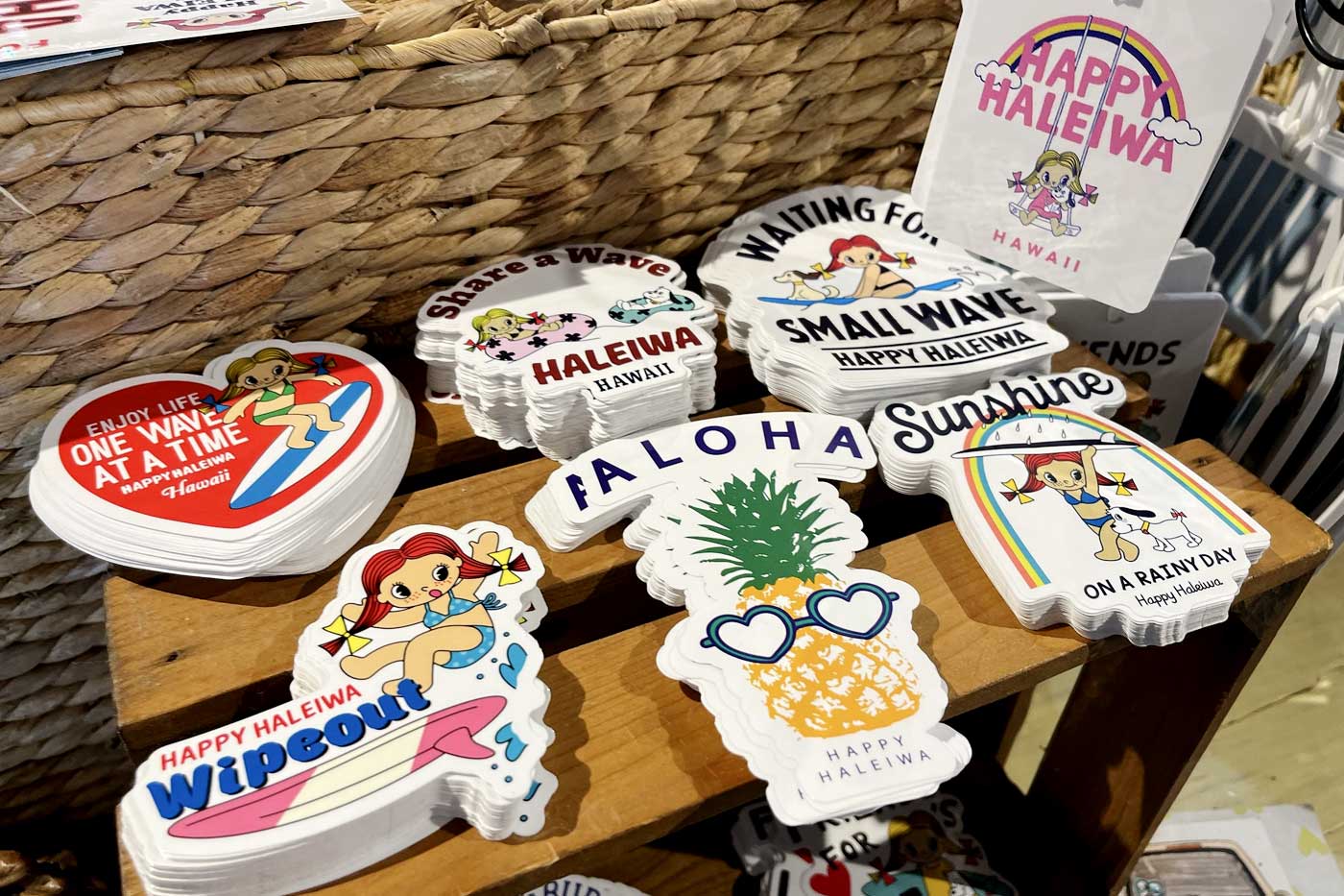 高い信頼 厚い信頼 ハッピーハレイワ チャーム Happy Haleiwa ハワイ限定 ノースショア キャラクターグッズ