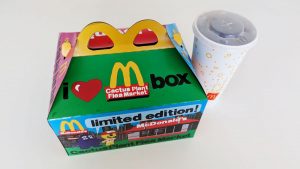 アメリカのマクドナルドで「大人のハッピーミール」が期間限定販売