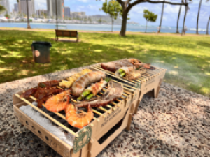 この夏ハワイでキャンプ気分♪【’Oli’Oliハワイ限定！】ハワイでBBQ!! セルフバーベキューキットが出ました！