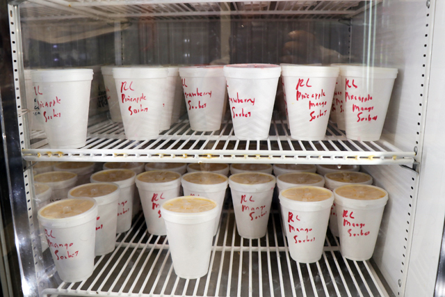 高橋果実店(Henry's Place)で人気のアイスクリームとシャーベット